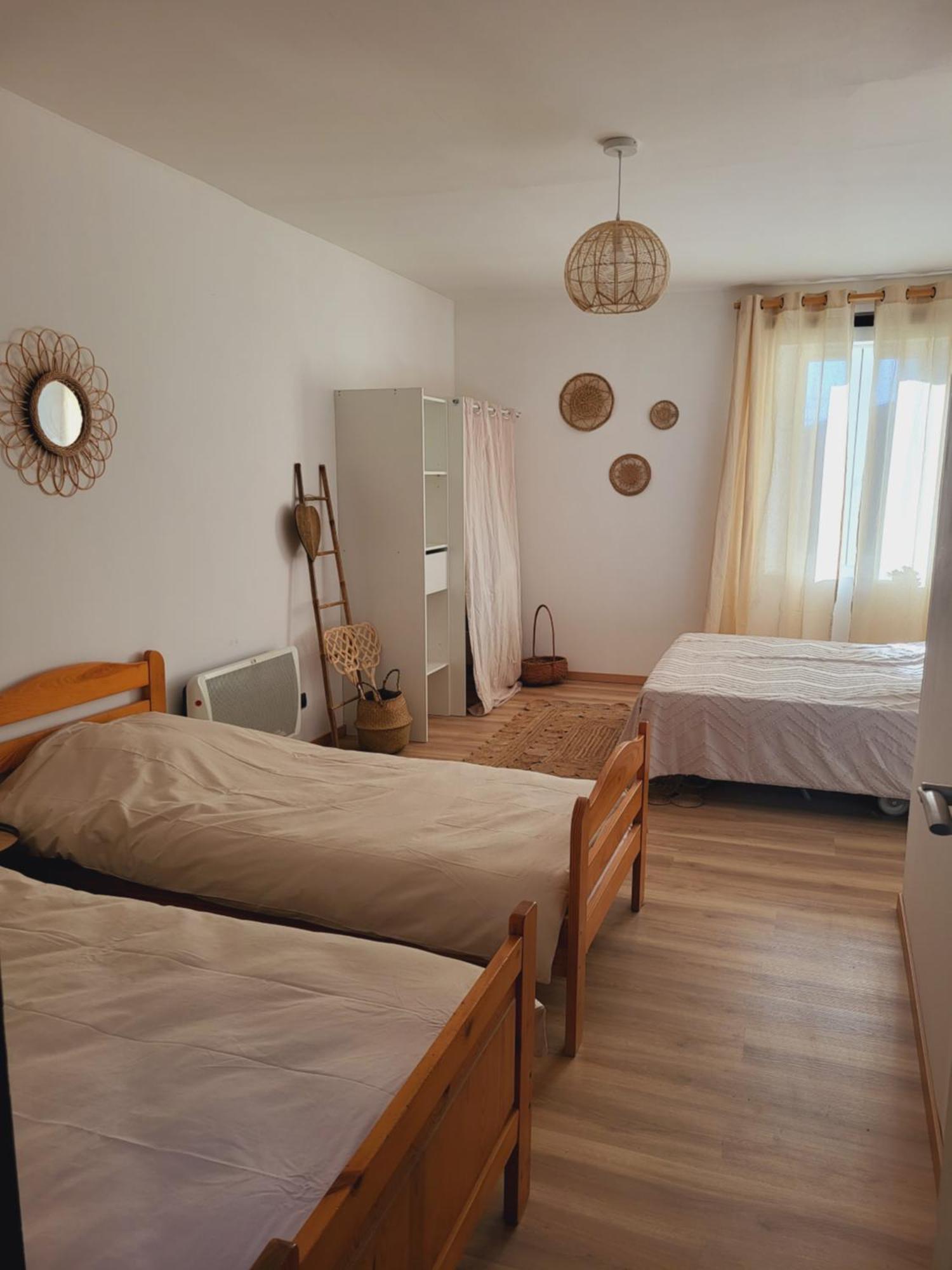 Maison De Village A La Decoration Boheme Jusqu'a 6 Personnes Apartment Viviers-lès-Montagnes